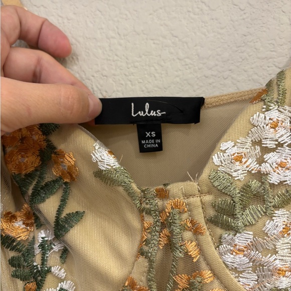 NWOT Lulus Essence of Elegance Beige Embroidered Bustier Bodysuit - Picture 6 of 9
